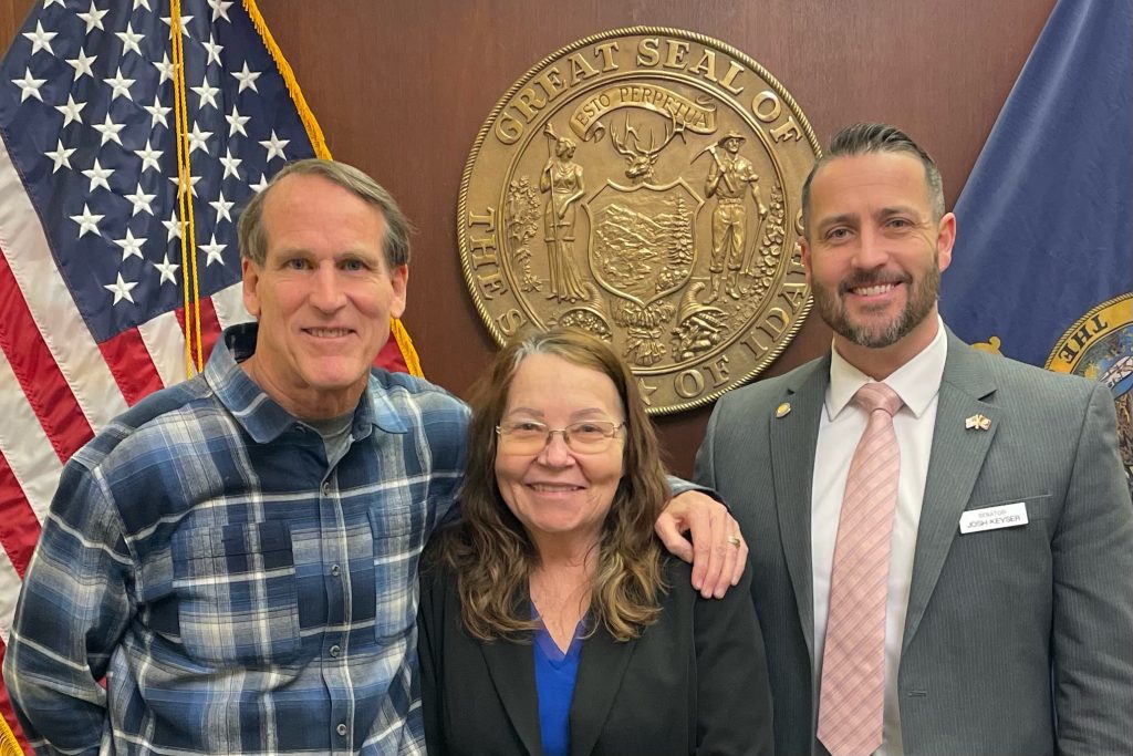 Steve and Margie Keyser with their son, State Senator Josh Keyser